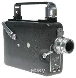 Kodak Cine magazine 16 vintage movie camera in case 16mm