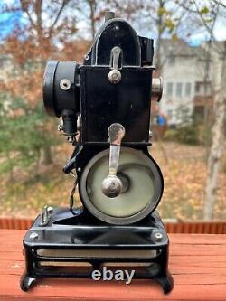 Pathé-Baby Made in France in 1923 Pathex 9.5mm Cine Hand Cranked Projector